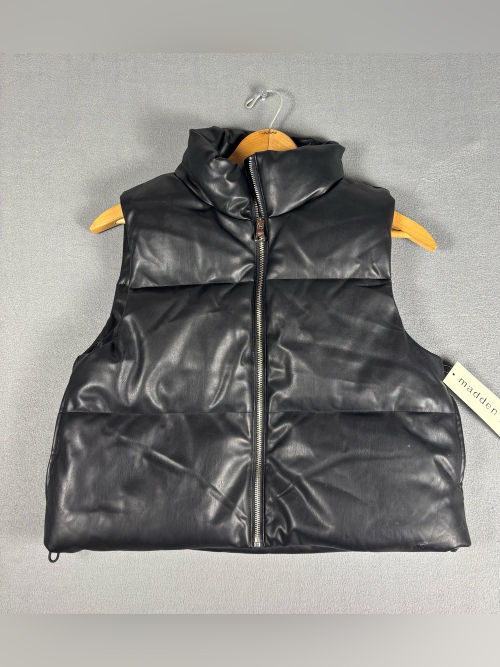 NWT Juniors Madden Girl Faux Leather Full Zip Black Vest Size Small